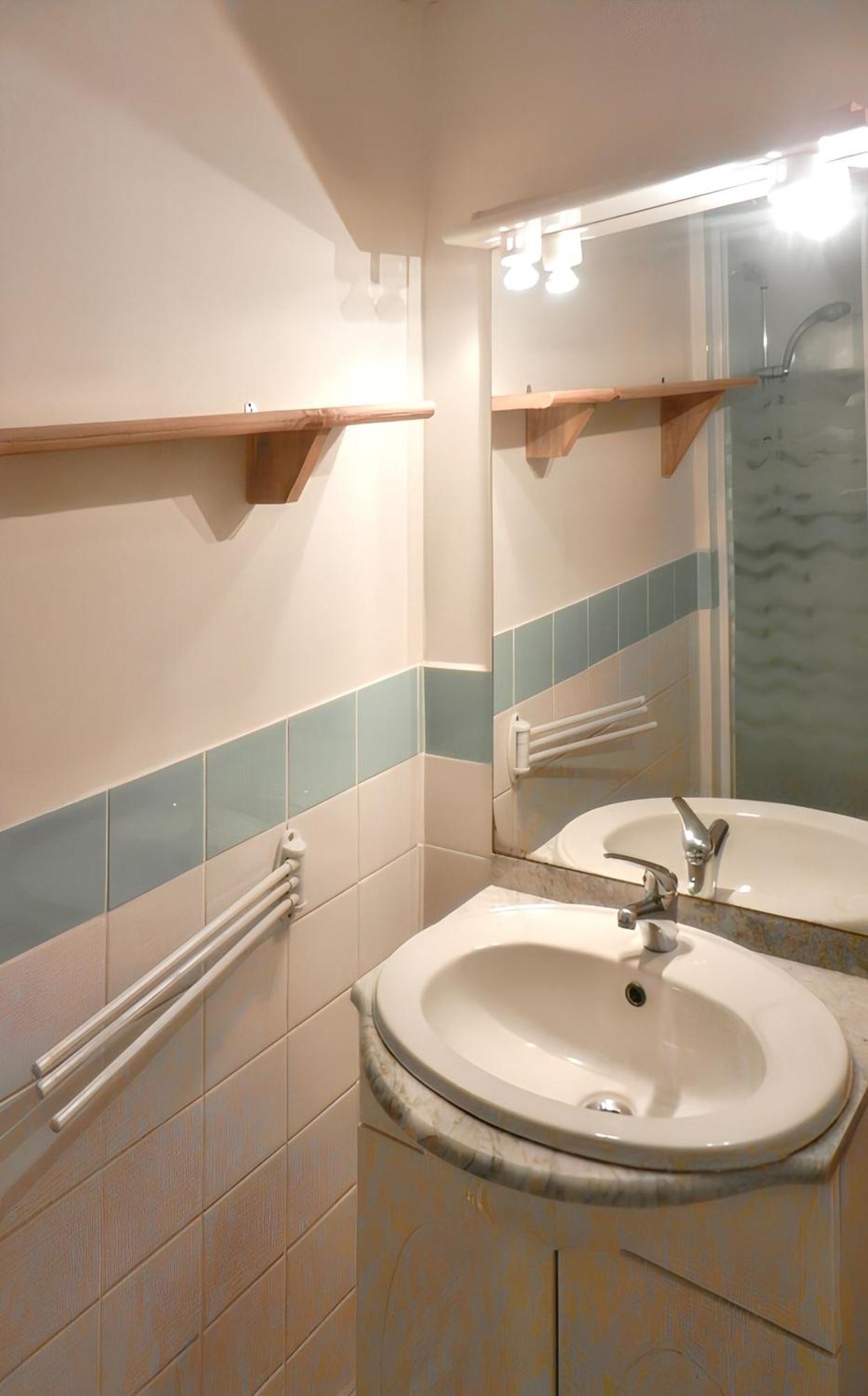 Appartement Charmant A Allevard Vue Montagne Piscine Partagee Екстер'єр фото